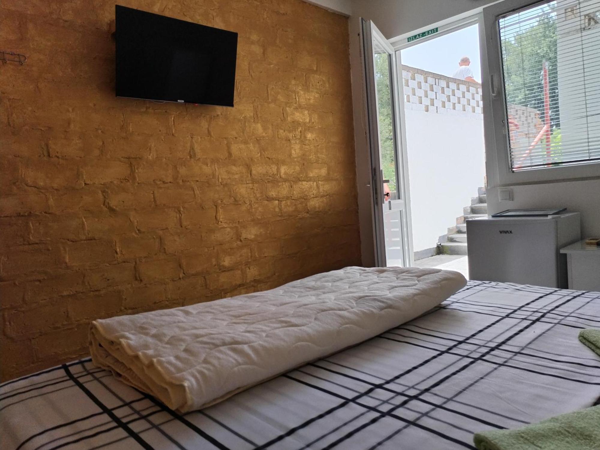Bankers Guest House Veliko Gradiste Ruang foto