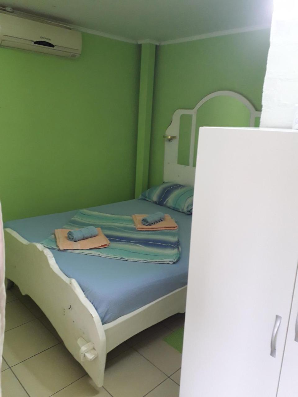 Bankers Guest House Veliko Gradiste Bagian luar foto